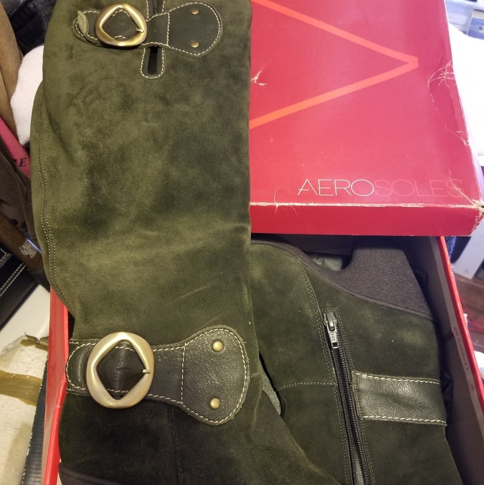 Boots - Picture 2 of 2